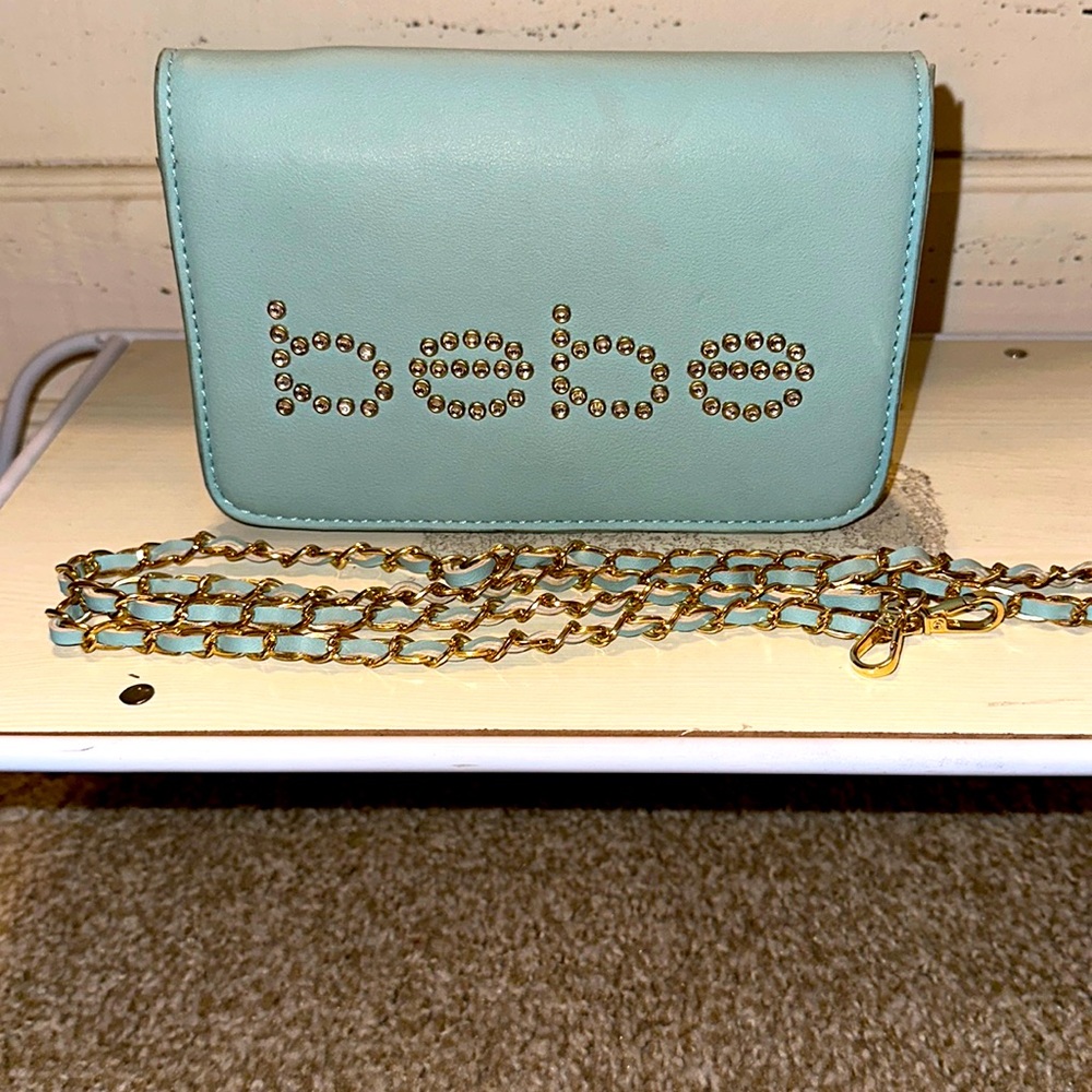 ***bebe clutch***